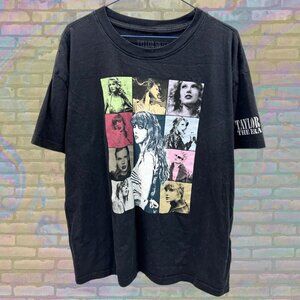 [SOLD] Taylor Swift The Eras Tour Tshirt Large